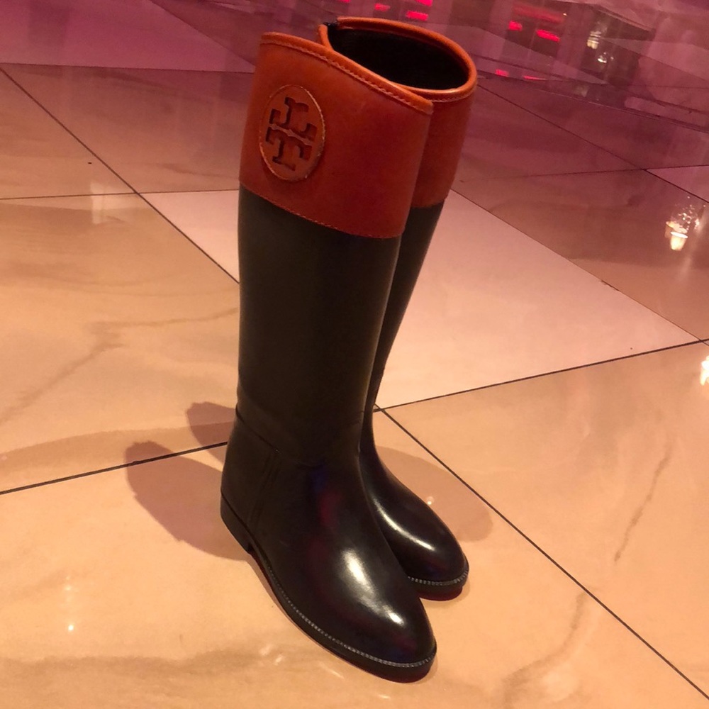 Tory Burch Boots